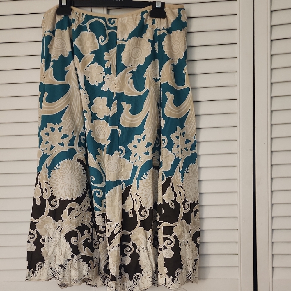 Chic Floral Midi Skirt in Teal and Black